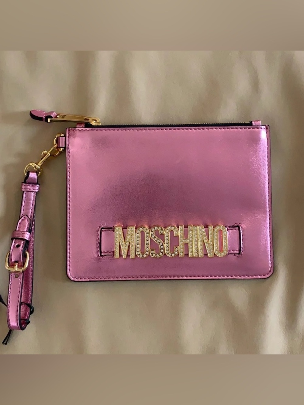 Moschino Logo-Plaque Metallic Leather Clutch